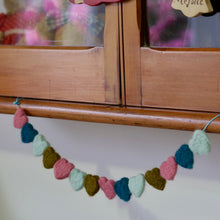 Load image into Gallery viewer, CREATIVE CONNECTIONS : Needle Felting Bunting: Simple Shapes &amp; Basic Skills 01.05.25
