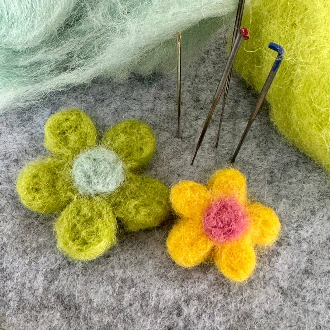 CREATIVE CONNECTIONS : Needle Felting Bunting: Simple Shapes & Basic Skills 01.05.25