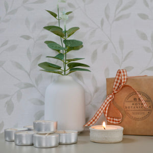 Tea light essentials gift box